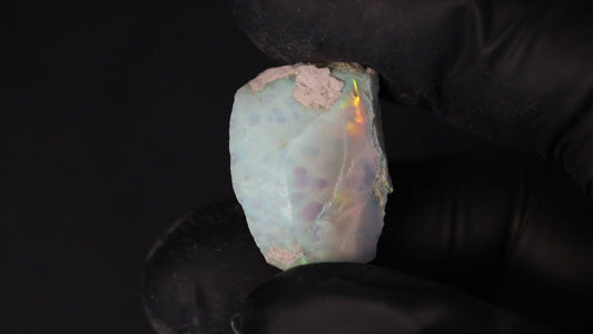 4.83 gm Ethiopian rough opal