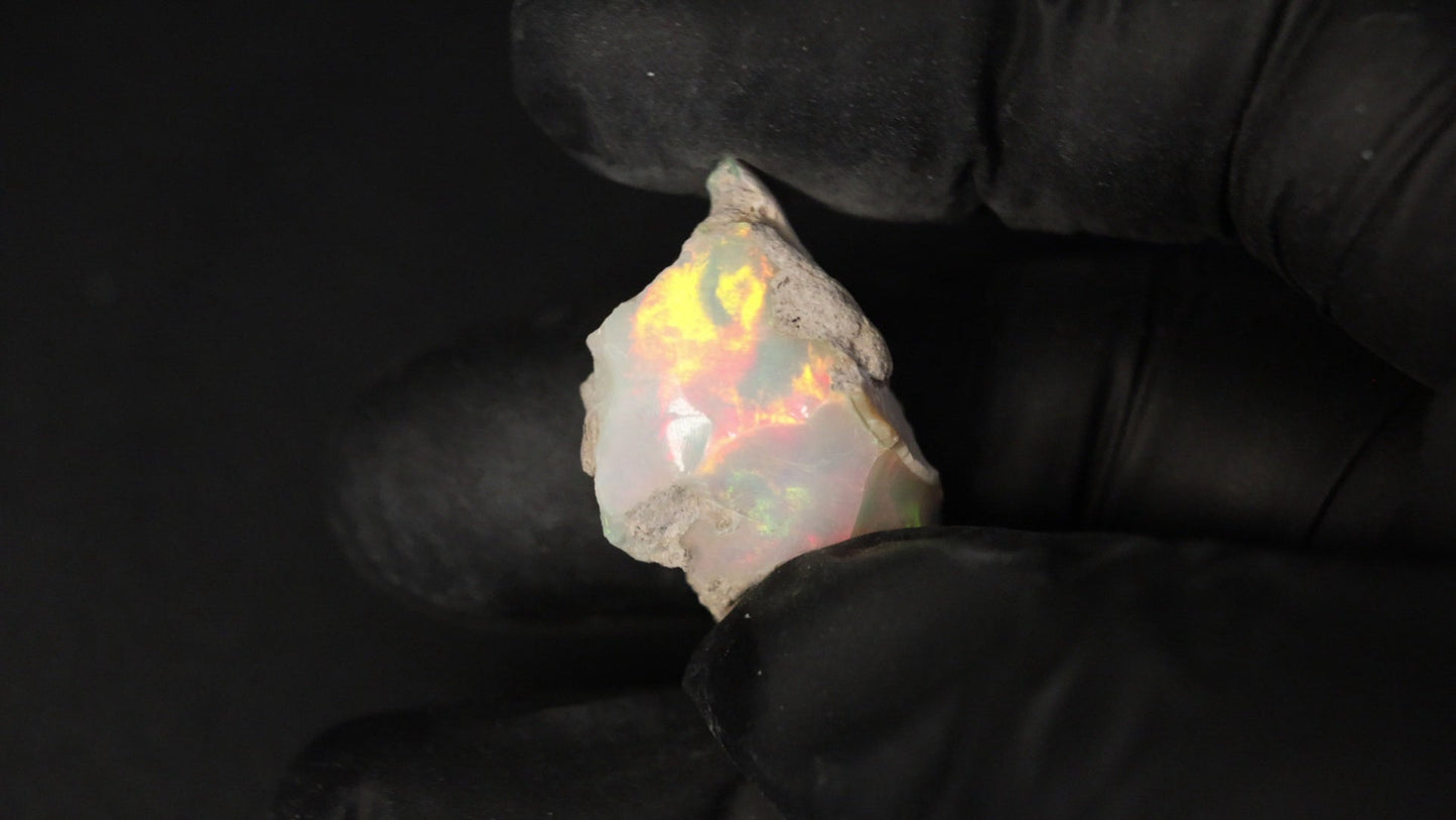 5.0 gm Ethiopian rough opal