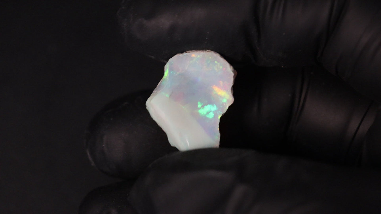 2.62 gm Ethiopian rough opal