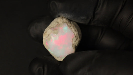 7.93 gm Ethiopian rough opal