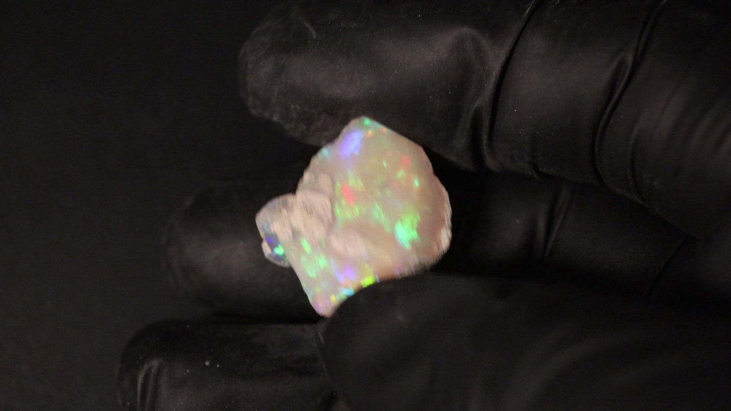 5.0 gm Ethiopian rough opal