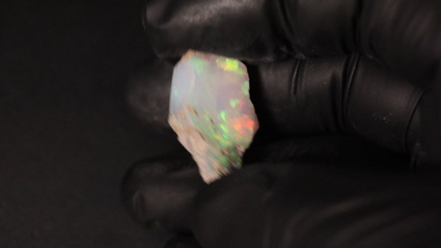 5.19 gm Ethiopian rough opal
