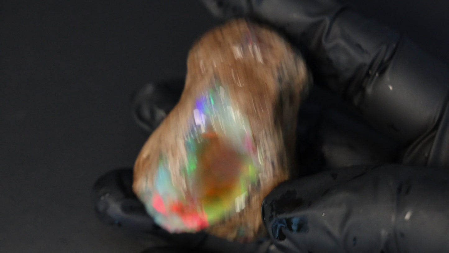 64.66 gm Ethiopian rough opal