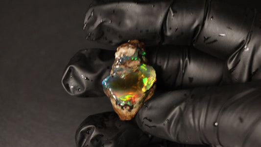 8.24 gm Ethiopian rough opal