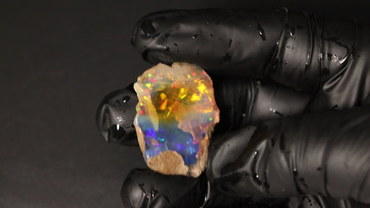 8.77 gm Ethiopian rough opal
