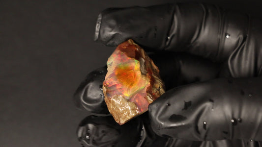 12.83 gm Ethiopian rough opal