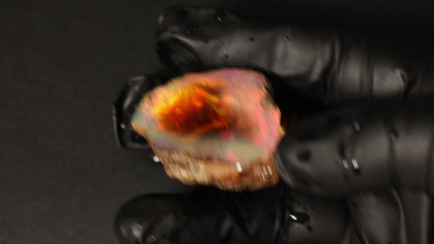 34.95 gm Ethiopian rough opal