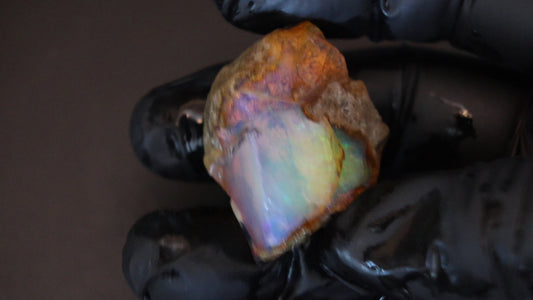 18 gm Ethiopian rough opal