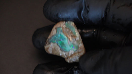 10 gm Ethiopian rough opal