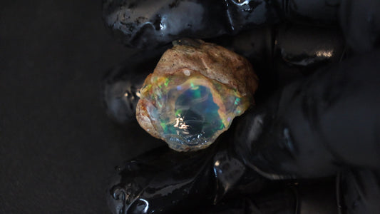 10 gm Ethiopian rough opal