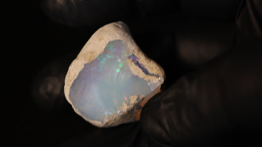 130.13 gm Ethiopian rough opal