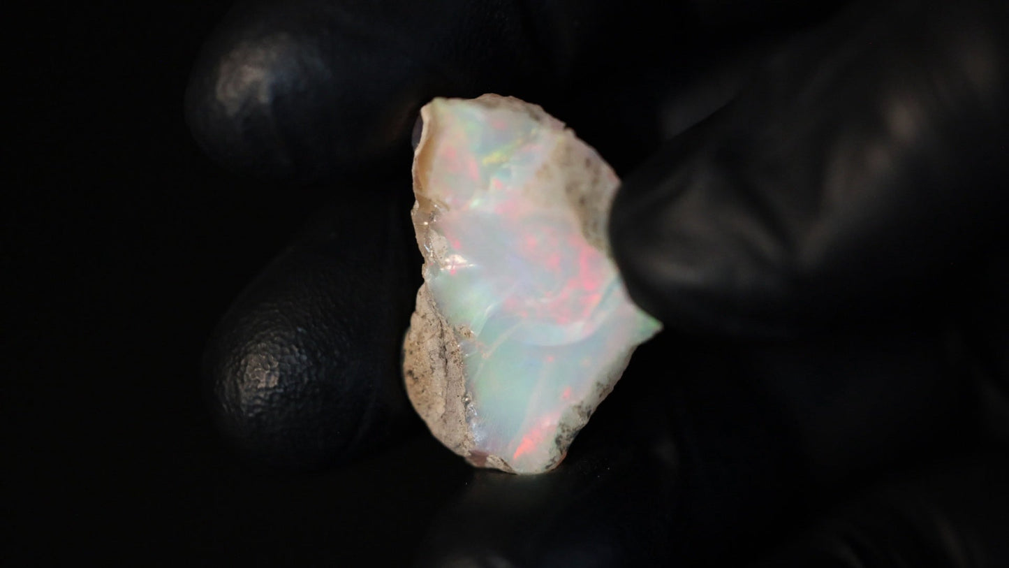 2.55 gm Jewelry Grade Rough