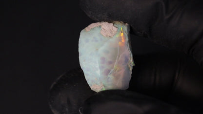 4.83 gm  Ethiopian rough opal