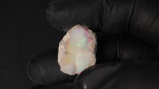 4.21 gm   Ethiopian rough opal