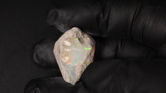 6.82 gm   Ethiopian rough opal