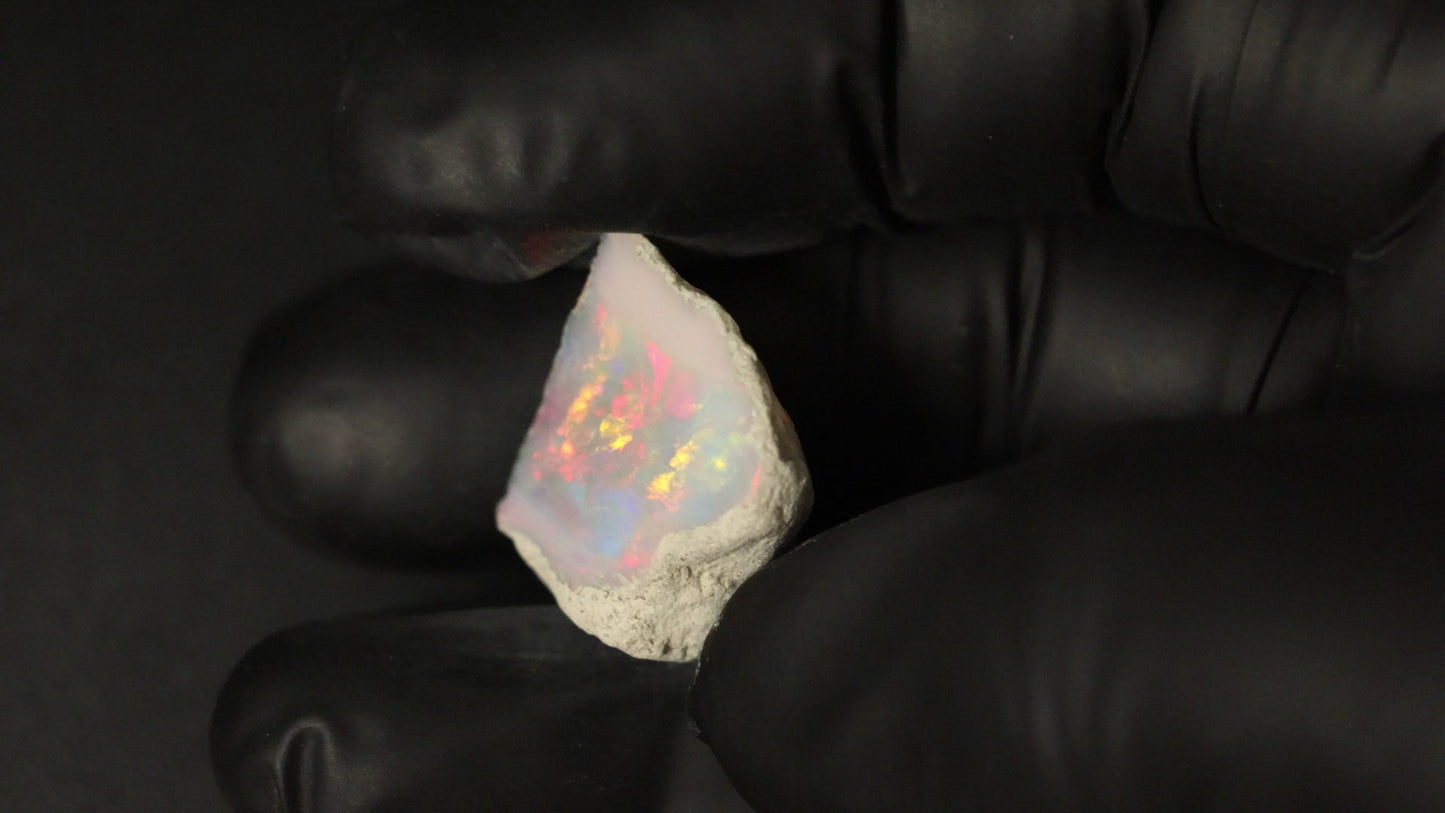 3.68 gm  Ethiopian rough opal