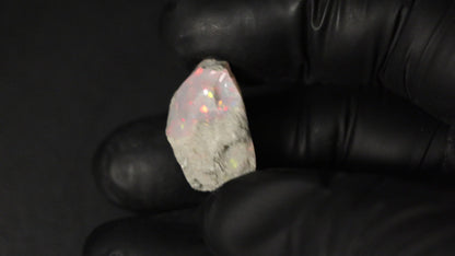 4.56 gm   Ethiopian rough opal