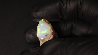 7.01 gm   Ethiopian rough opal
