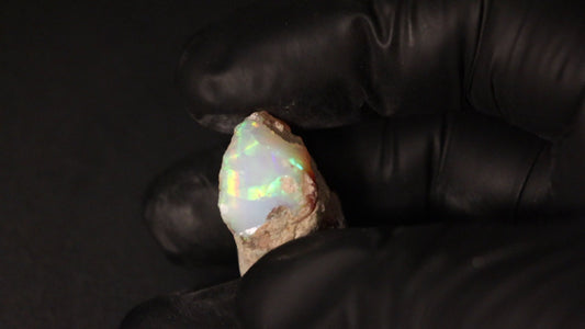 7.01 gm   Ethiopian rough opal