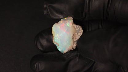 3.95 gm  Ethiopian rough opal