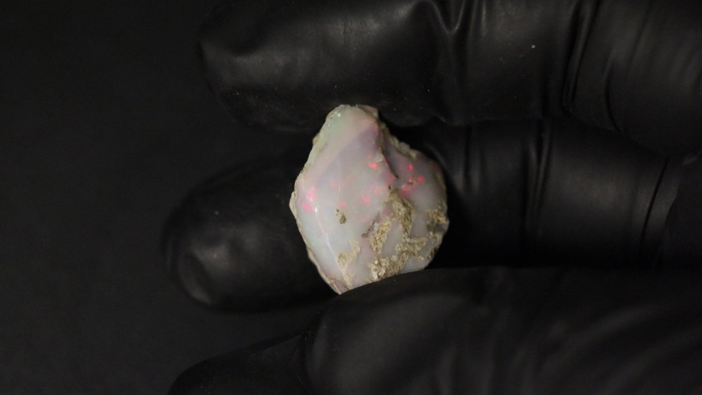 3.19 gm   Ethiopian rough opal