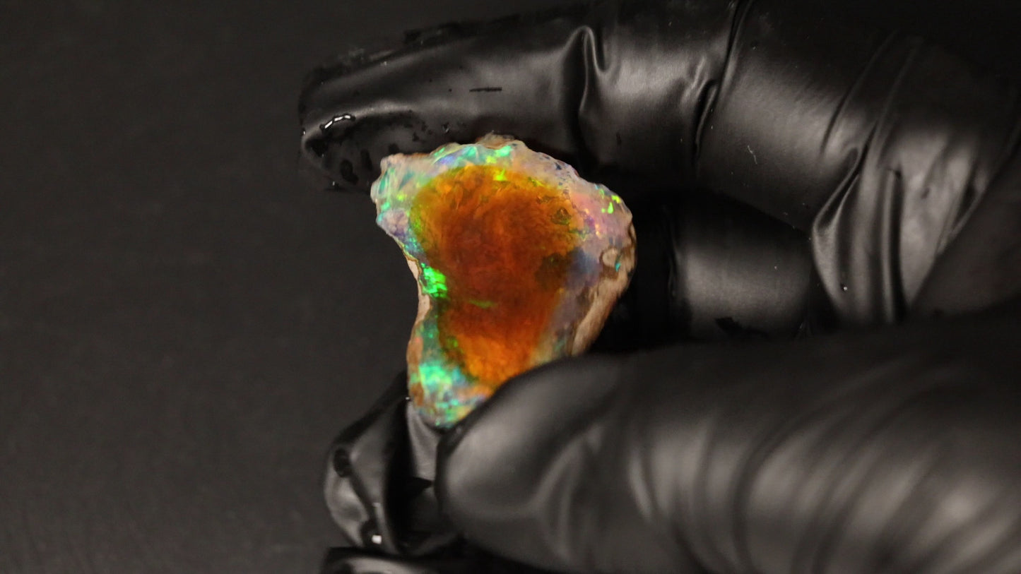 10.63 gm  Ethiopian rough opal