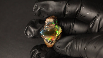 8.24 gm    Ethiopian rough opal