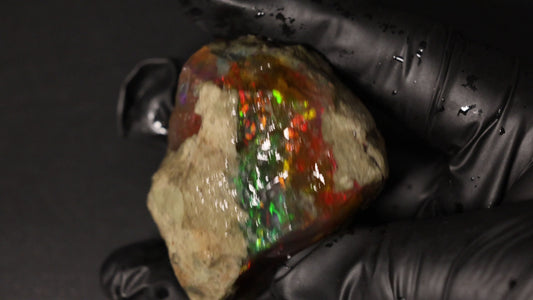 84.31 gm   Ethiopian rough opal