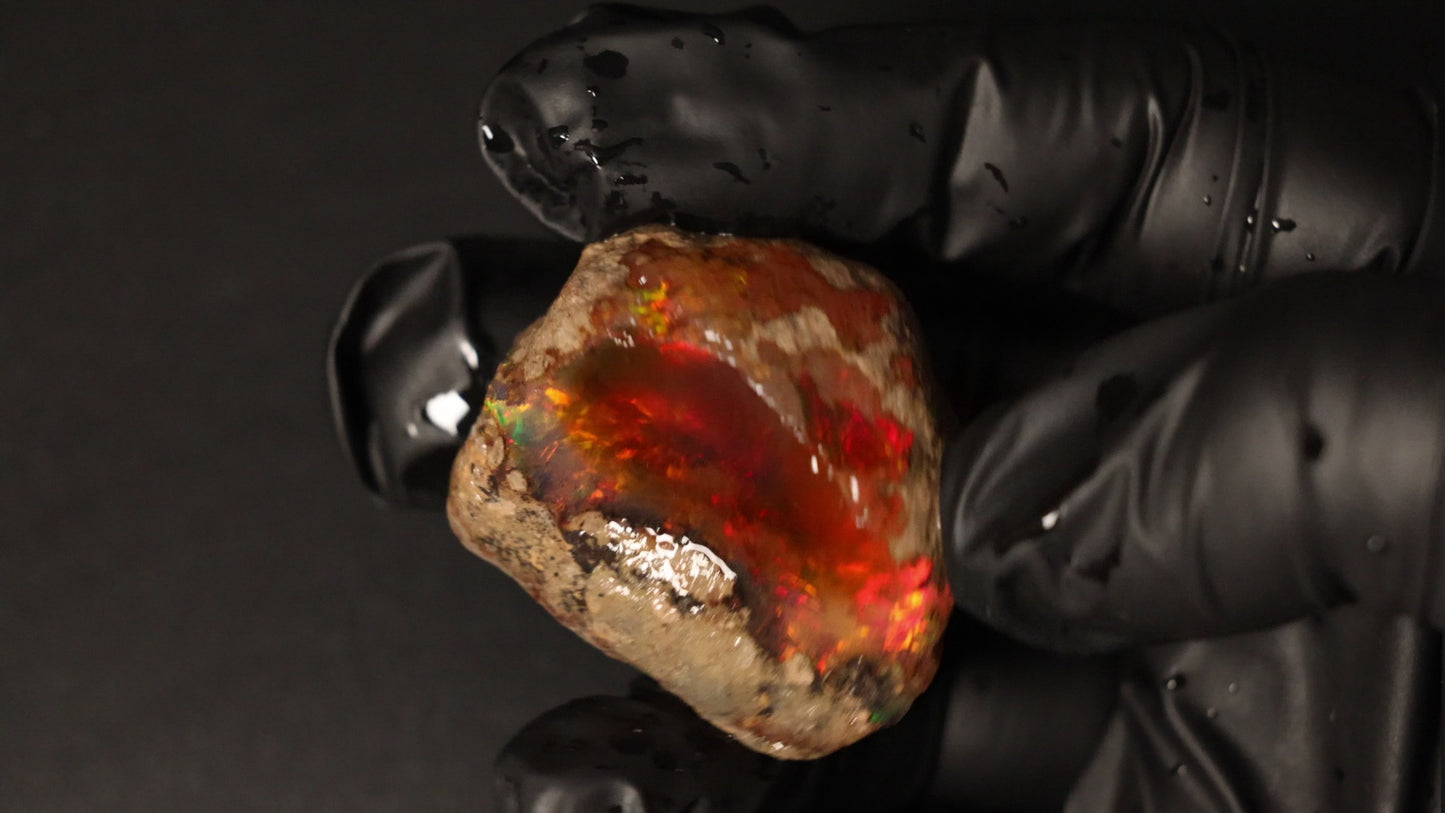 39.12 gm  Ethiopian rough opal