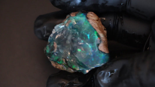 18 gm Ethiopian rough opal