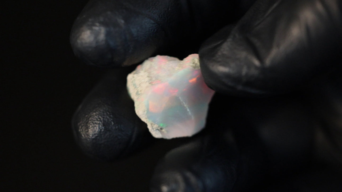 2.84 gm Jewelry Grade Rough