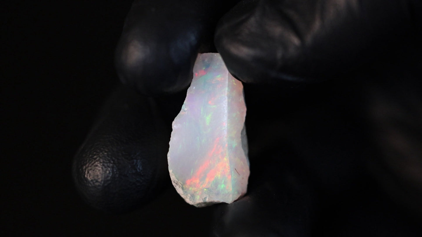 2.7 gm Jewelry Grade Rough