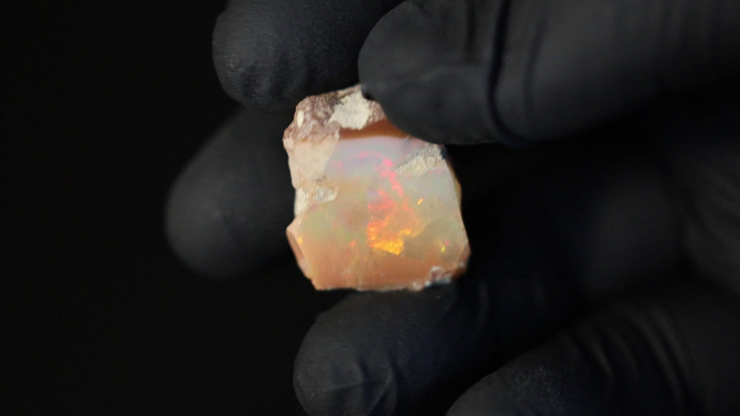 8.56 gm Jewelry Grade Rough