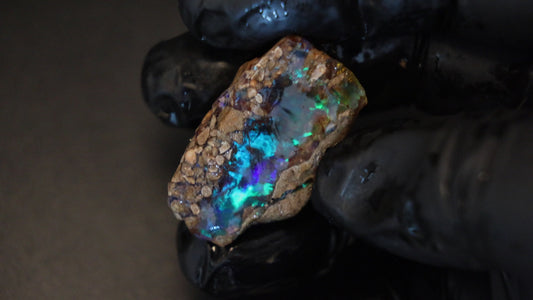 10 gm Ethiopian rough opal