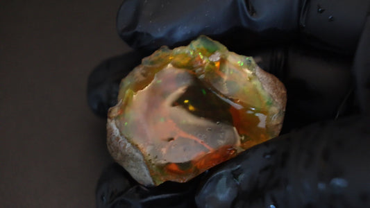 24 gm Ethiopian rough opal