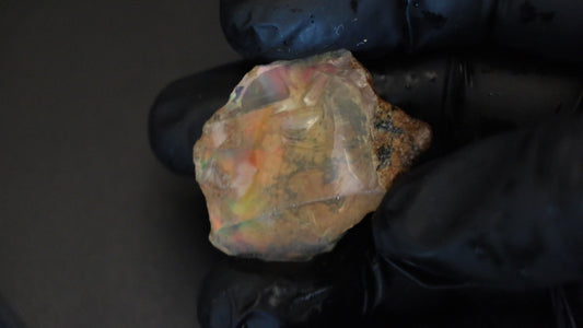 12 gm Ethiopian rough opal