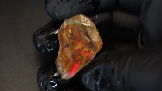 10 gm Ethiopian rough opal