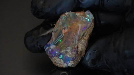 14 gm Ethiopian rough opal