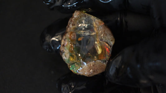 13 gm Ethiopian rough opal