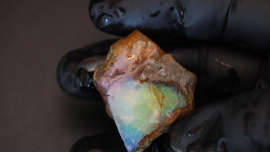 18 gm Ethiopian rough opal